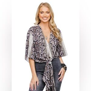 Buddy Love Muse Kenya Top
